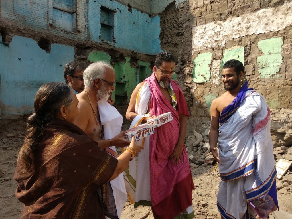 Sri Muralidhar Swamiji