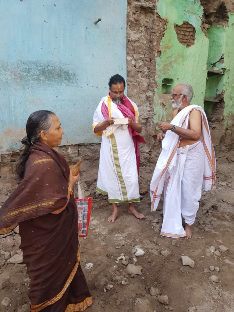 Sri Muralidhar Swamiji