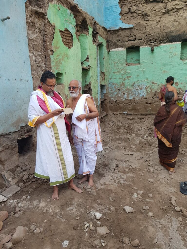 Sri Muralidhar Swamiji