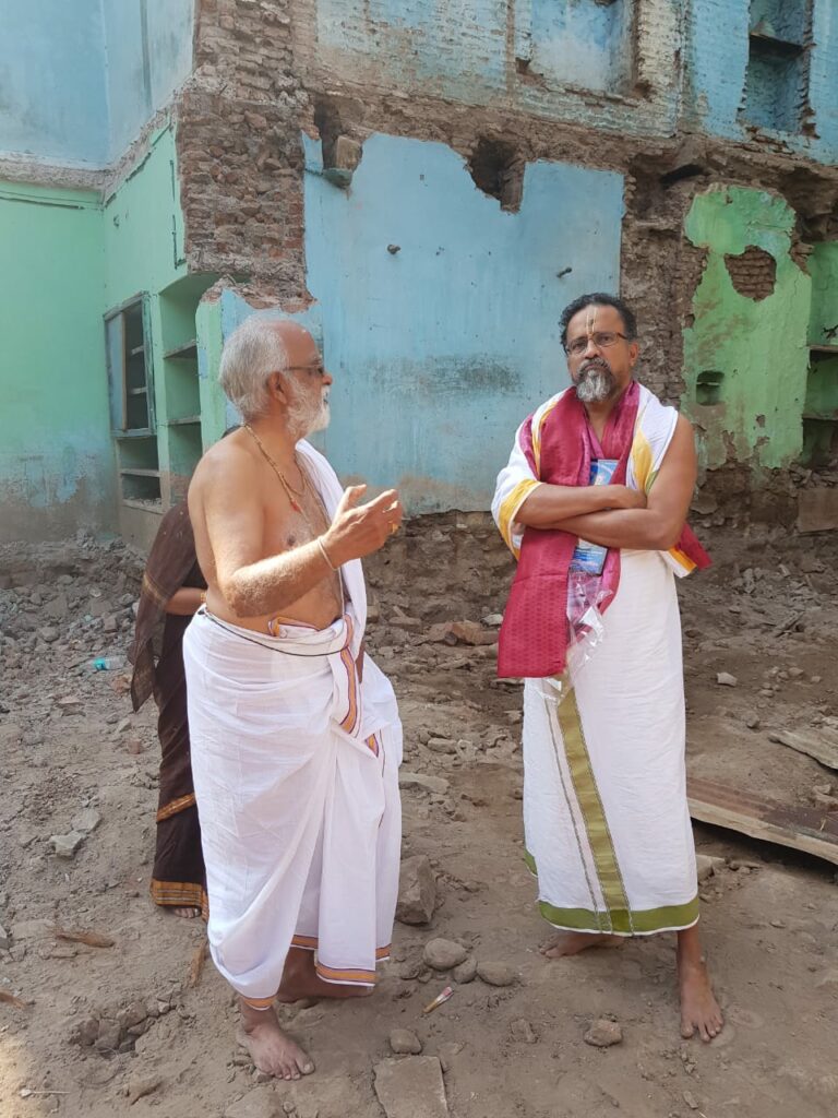 Sri Muralidhar Swamiji