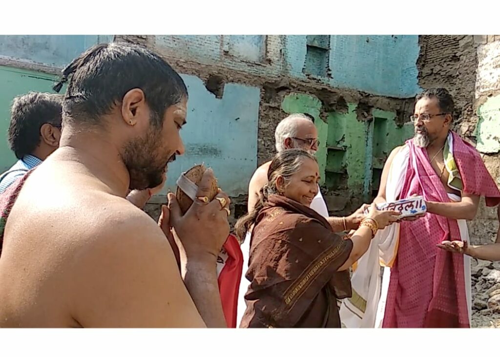 Sri Muralidhar Swamiji